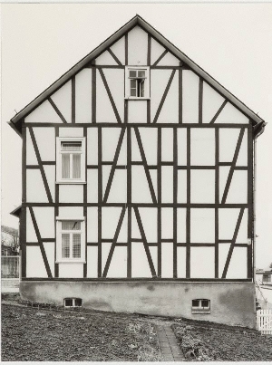 framework-house-b&hbecher